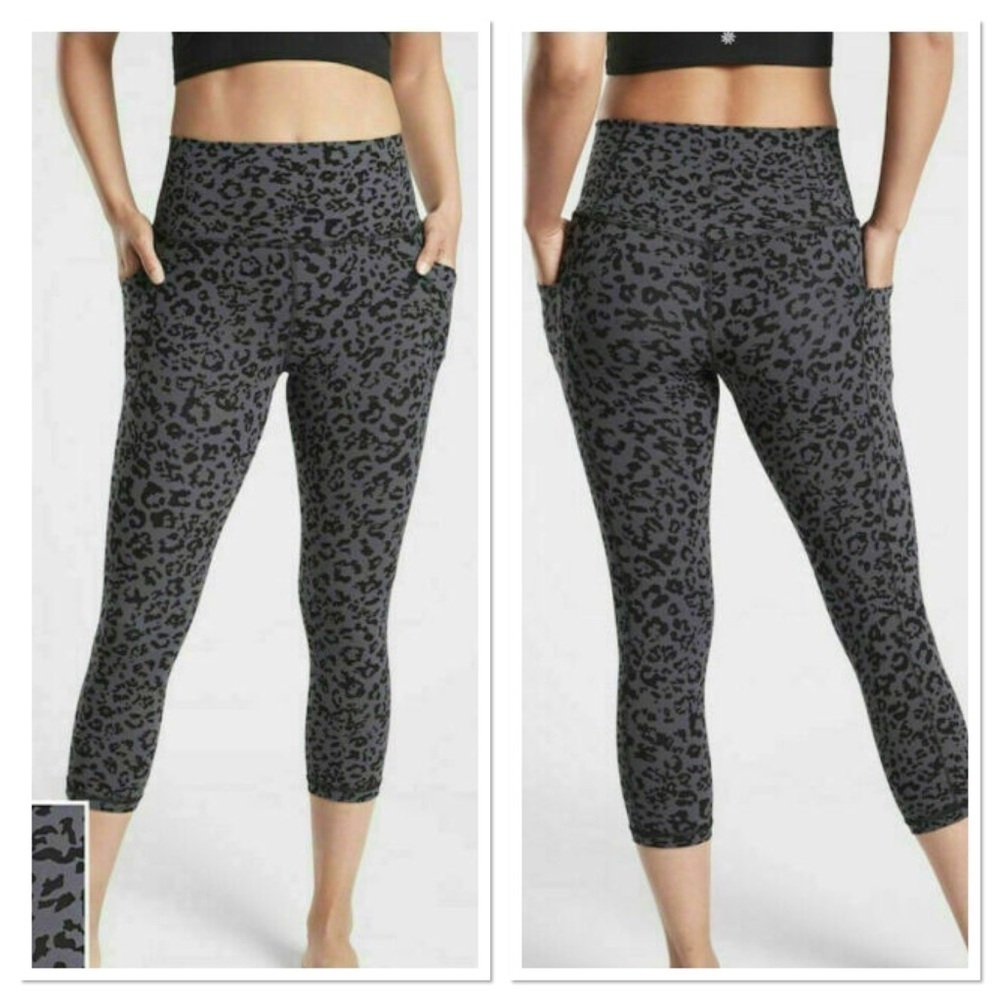 ATHLETA Salutation Stash Pocket II Capri Leopard
Spring Night Leggings